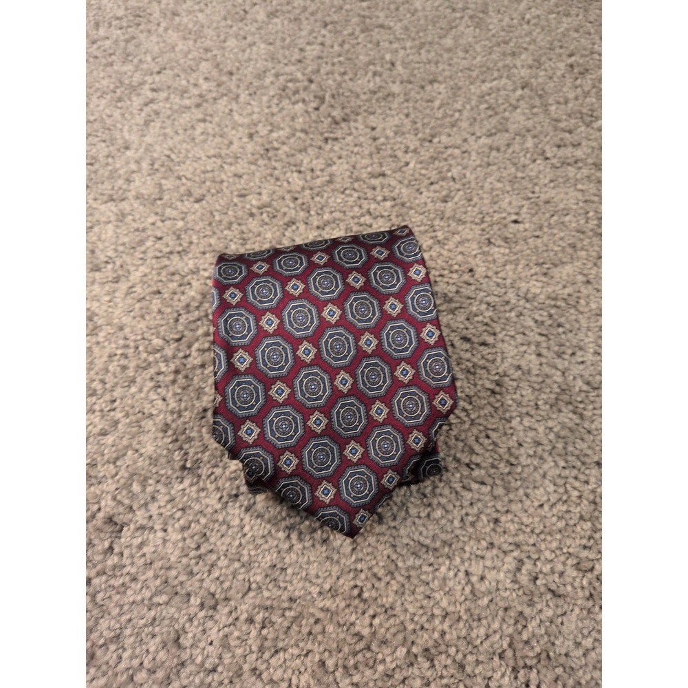The Kensington Collection Mens Burgundy Geometric Medallion Silk Tie Made in USA